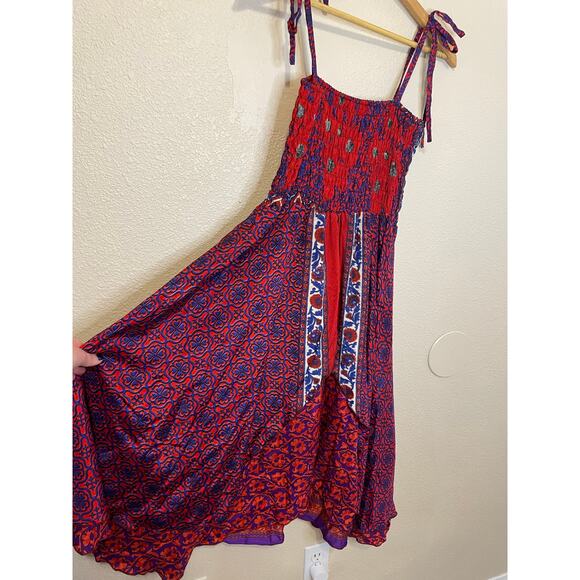 WEVEZ Boho Floral Red Print Smocked Top Spaghetti Strap Silk Midi Sun Dress Med - Picture 10 of 13